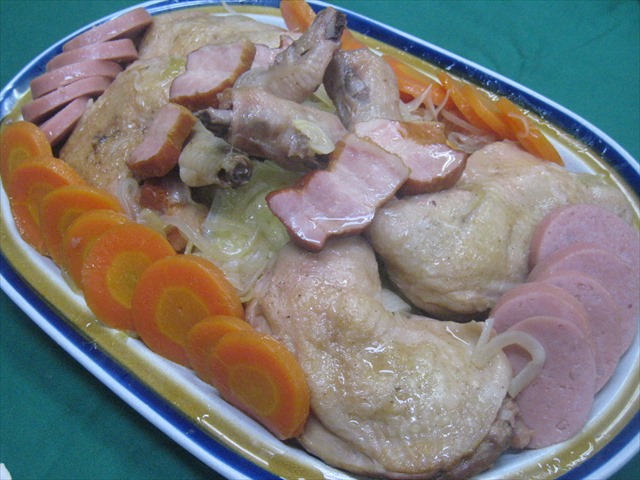 鶏肉とキャベツの蒸し煮