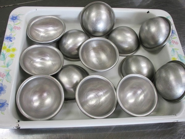 半円のゼリー型（直径５ｃｍ）