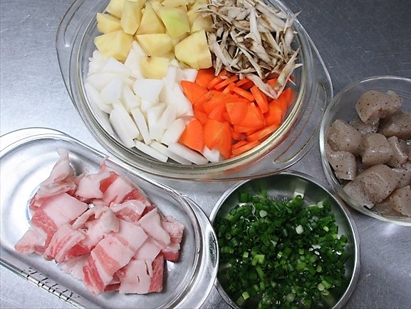 �ޗ��̐؂�� 