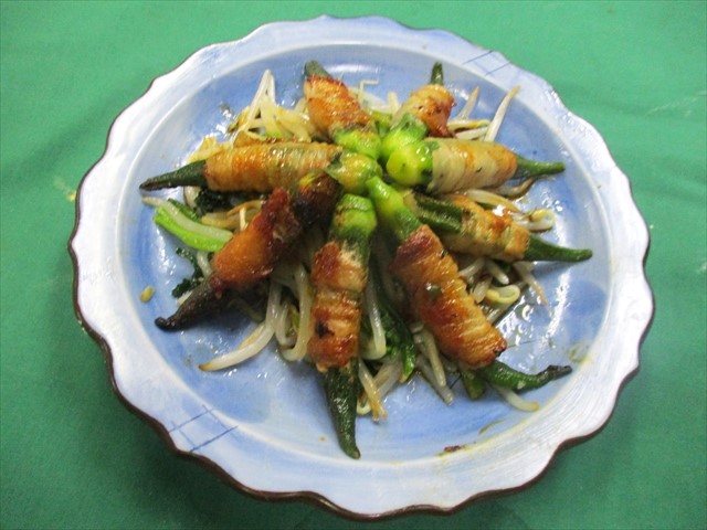 オクラの豚肉巻き