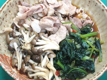 豚肉としめじの煮びたし