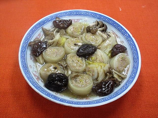 肉巻き白菜の蒸し煮