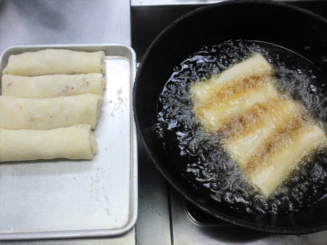 きつね色に揚げる