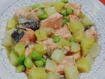 鮭とポテトのスープ煮