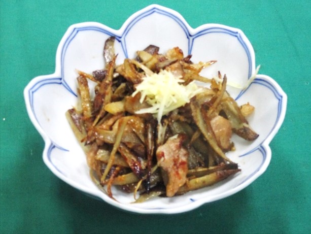 ささがきごぼうの味噌炒め